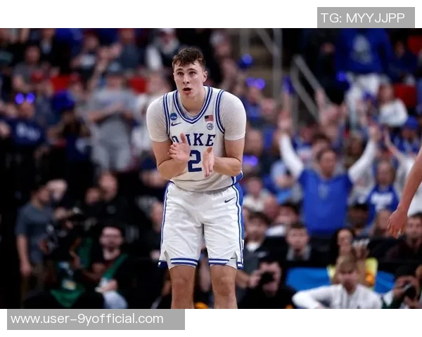 独行侠生涯常规赛出场数对比：弗拉格超越浓眉引发关注