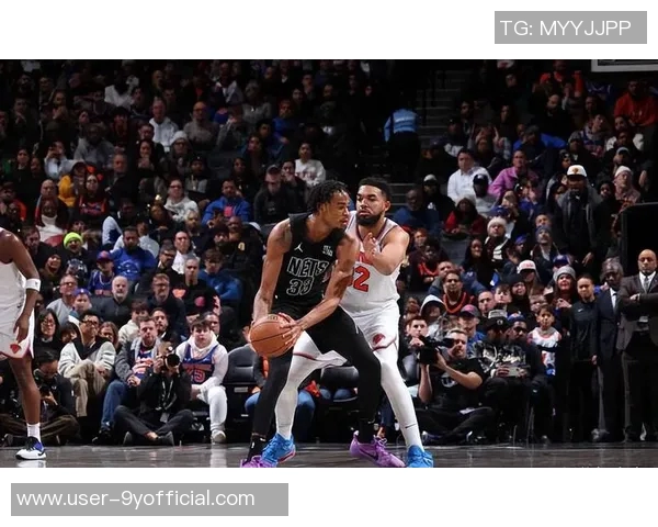 克拉克斯顿全能表现助球队获胜9投7中贡献15分9板4助3断3帽正负值1